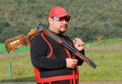 Yavuz İlnam gümüş madalya kazandı