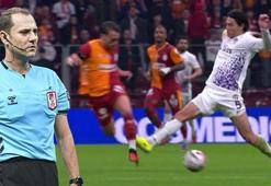 Galatasaray-Eyüpspor maçına damga vuran kırmızı kart! Trio yorumladı: 'Net bir faul!'