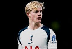 Tottenham'dan rakiplerine net mesaj! 'Bergvall satılık değil'