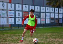 Karşıyaka'ya Adem Yeşilyurt ilaç oldu