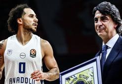 Shane Larkin'den İbrahim Kutluay'a zehir zemberek sözler! 'Soytarı, acınası adam...'