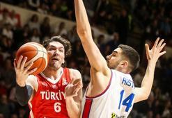 Sırplar'a Belgrad'da basketbol dersi! 12 Dev Adam'dan 3'te 3... Sırbistan - Türkiye maç sonucu 78-82