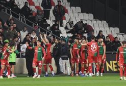 İzmir derbisinde kazanan Karşıyaka! (ÖZET) Karşıyaka-Altay maç sonucu:3-1