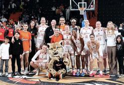 ÇİMSA ÇBK Mersin sahasında kazandı! EuroCup'ta finale yükseldi