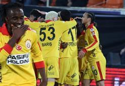 Galatasaray'da Nhaga sevinci! Okan Buruk'un planı ortaya çıktı