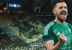 Al Ahli'den Merih koreografisi... Milli yıldız Suudi Pro Lig'de şampiyonluğa koşuyor