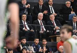 Gençlik ve Spor Bakanı Bak, Okul Sporları Basketbol Gençler Türkiye Birinciliği finallerini izledi