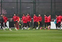 A Milli Takım'da Romanya hazırlıkları; Merih Demiral ile Zeki Çelik antrenmanda yer almadı