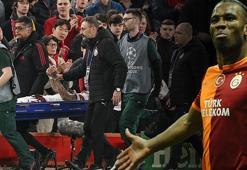 Didier Drogba, Liverpool - Galatasaray maçı sonrası çılgına döndü! 'Ceza verilmeyecek mi?'