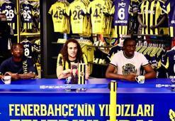 Fenerbahçeli yıldızlar taraftarlarla buluştu
