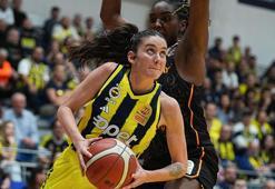 Fenerbahçe namağlup şampiyonluğa koşuyor! Final serisi 2-0 oldu... Fenerbahçe Opet - Galatasaray Çağdaş Faktoring maç sonucu 77-75