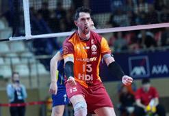 Galatasaray derbide Fenerbahçe'yi devirdi! Finale yükseldi