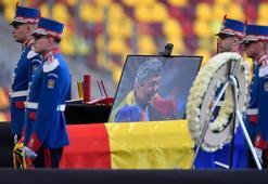 Teknik direktör Mircea Lucescu için Romanya'da cenaze töreni düzenlendi