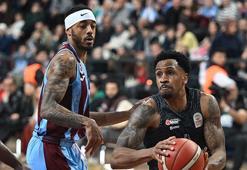 Petkimspor deplasmanda Trabzonspor'u devirdi