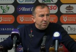 Rizespor teknik direktörü Recep Uçar: 'Büyük özveri gösteriyorlar'