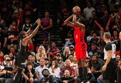 Portland, Suns'ı devirdi, play-off biletini kaptı