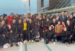 A Milli Kadın Futbol Takımı'na, Sinop'ta coşkulu karşılama