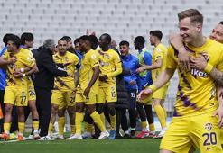 Küme hattında kritik 3 puan! Eyüpspor geriden gelip kazandı | Maç sonucu: Fatih Karagümrük 1-2 Eyüpspor
