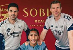 Arsenal, 16 yaşındaki Marli Salmon ile ön sözleşme imzaladı