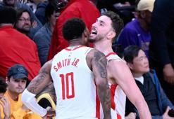 Alperen Şengün'den Lakers potasına 14 sayı