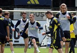 Fenerbahçe'de yıldız oyuncu takıma döndü