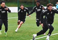 Beşiktaş'ta Konyaspor hazırlıkları tamam, Kartal kampa girdi