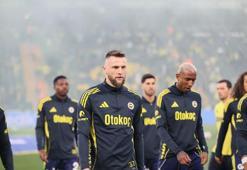 Fenerbahçe'de sakatlık şoku: Yıldız isim Konya'da yok