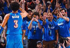 Thunder, Lakers'ı 108-90 yenerek seride 1-0 öne geçti
