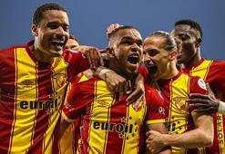 Göztepe'nin en fazla puan topladığı ve en az gol yediği sezon!