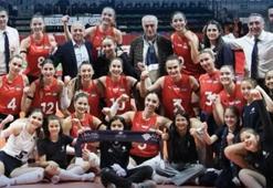 Sultanlar Ligi'nde İlbank'ta 9 oyuncu ile yollar ayrıldı