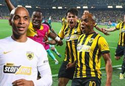 Beşiktaş'tan kiralık olarak ayrılmıştı! Joao Mario AEK'i şampiyonluğa taşıdı