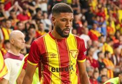 Rhaldney, Göztepe'ye geri dönüyor 'Meydan okumalara hazırım'