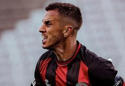 Fatih Karagümrük, Sırp forvet Aleksandar Pesic ile ön protokol imzaladı