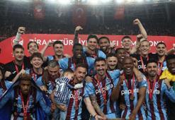 Ayrılıklar resmileşti! Trabzonspor'dan iki isme veda