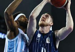 Anadolu Efes Türk Telekom'u süpürdü... Türk Telekom - Anadolu Efes maç sonucu 70-77