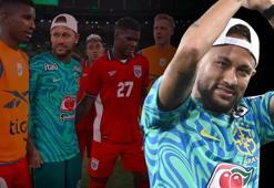 Maç sonu fotoğraf için sıraya girdiler! Neymar'a büyük ilgi