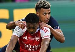 UEFA finallerinin kaybedeni Arsenal