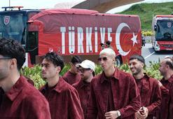 A Milli Takım'ın ABD'ye uğurlanması, dünyayı ağzı açık bıraktı! 'Türkler geri dönüyor, heyecan verici'