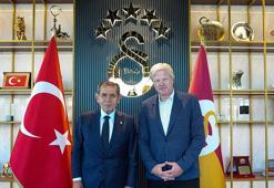 Oliver Kahn'dan Galatasaray Başkanı Dursun Özbek'e ziyaret