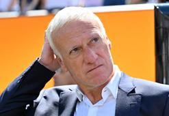 Didier Deschamps, Fransa Milli Takım kampından ayrıldı