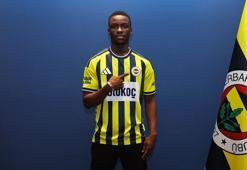 Amara Diouf resmen Fenerbahçe'de