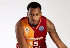 Galatasaray'da üç ayrılık resmen açıklandı