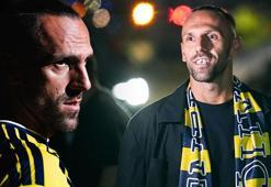 Fenerbahçe'ye Vedat Muriqi şoku! Antrenmanı sedye ile terk etti