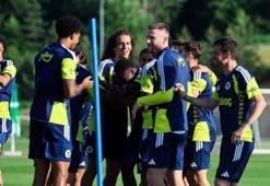 Fenerbahçe'nin kamp kadrosu belli oldu