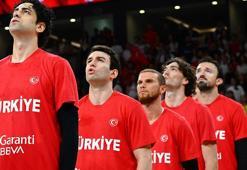 Malachi Flynn ilk kez milli oldu