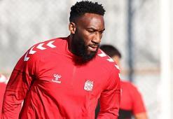 Sivasspor, Aaron Appindangoye’nin sözleşmesini yeniledi