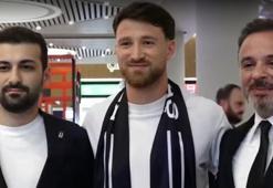 Salih Özcan Beşiktaş için İstanbul'da! İmzaya geldi