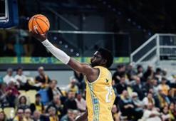 Galatasaray, Chimezie Metu transferini resmen açıkladı!