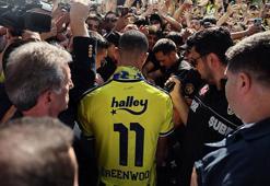 'Bu sevginin karşılığını vereceğim' Fenerbahçe, Mason Greenwood'a kavuştu! Binlerce taraftar havalimanına akın etti