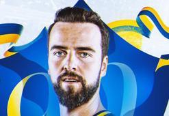 Fenerbahçe'de kaptan sözleşmesini uzattı! Melih Mahmutoğlu ile bir yıl daha